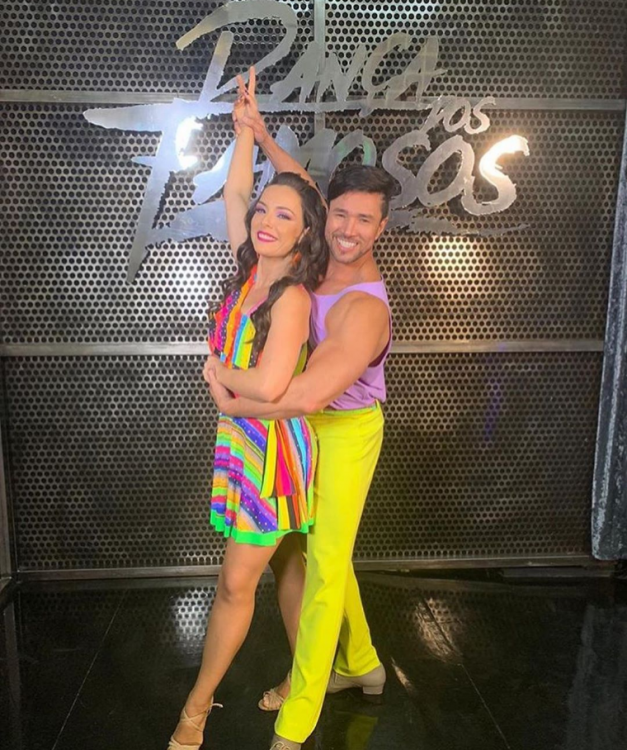 Regiane Alves e seu parceiro na Dança dos Famosos, Reginaldo Sama
