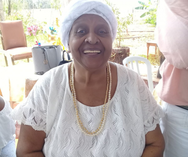 Aparecida Ferreira, 83 anos professora do estado aposentada