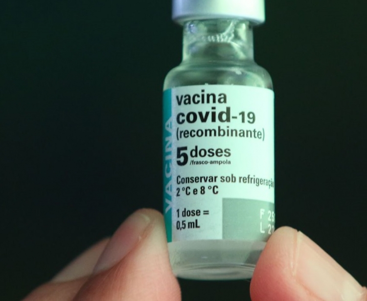Dois terços dos latino-americanos tomaram 2 doses da vacina, diz Opas