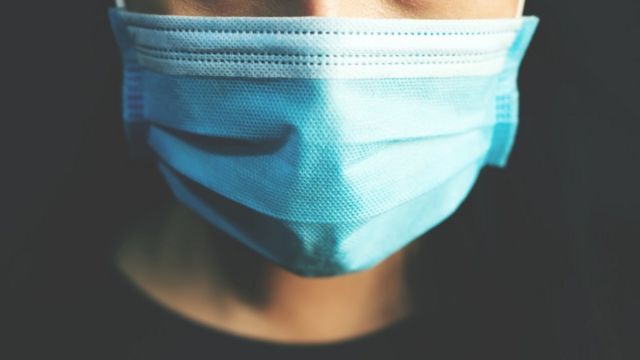 Máscara de proteção continua sendo item necessário na pandemia