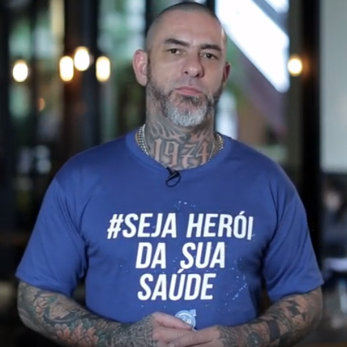 Henrique Fogaça é um dos padrinhos da campanha Novembro Azul da Sociedade Brasileira de Urologia 