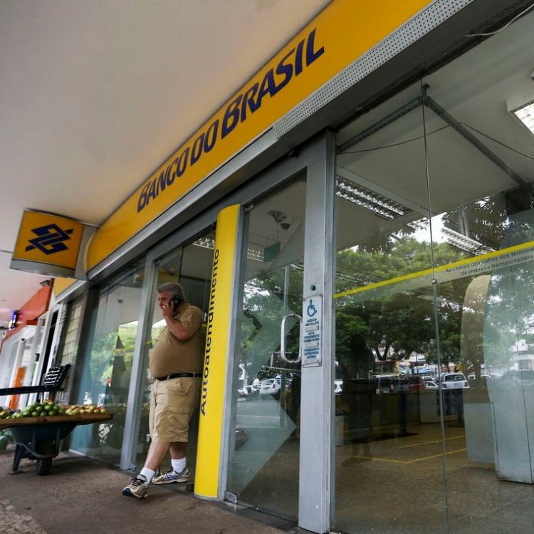 Banco do Brasil já diminuiu estruturas físicas em 11%