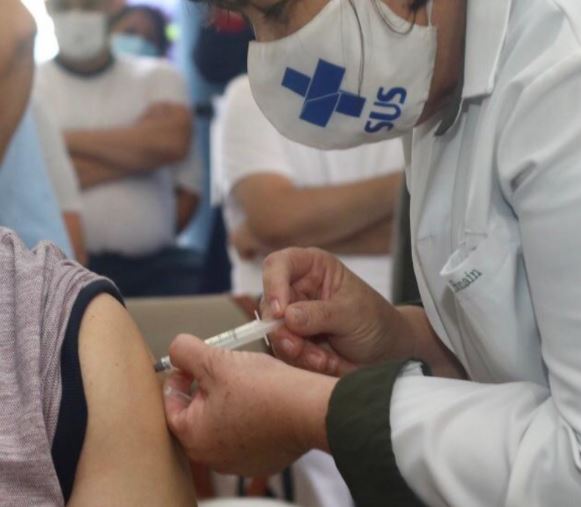 Até esta sexta, meta do governo é vacinar 3 mil pessoas em Rio Preto