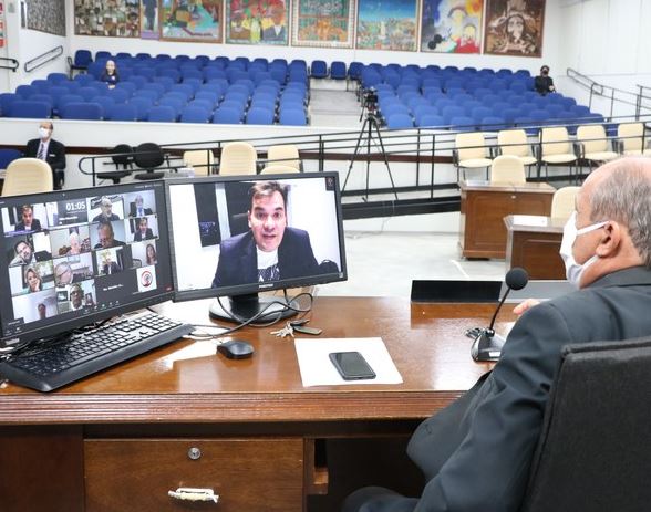 Sessão online na Câmara de Rio Preto 