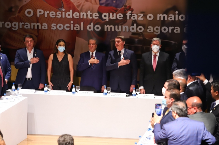 O presidente Jair Bolsonaro se filiou ao PL na manhã desta terça-feira (30)