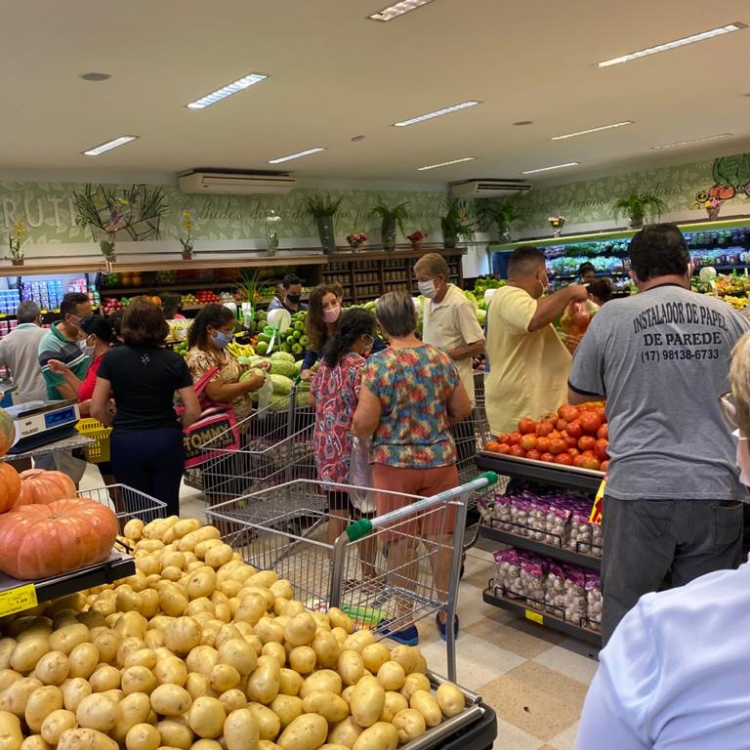 Inauguração do Supermercado Kawakami em Rio Preto